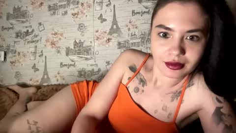 scarletpetal online show from 01/31/25, 02:17