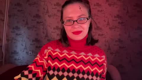 scarletpetal online show from 09/10/25, 10:37