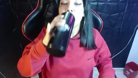 scarletqueen_bj online show from 06/23/26, 02:59