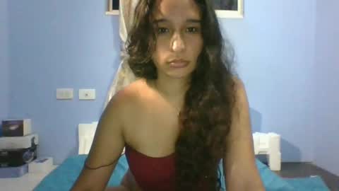 Snapshot of scarletscott_ chatting on 12/04/24, 02:09 Nataly online show from 12/04/24, 02:09