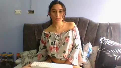 Snapshot of scarletscott_ chatting on 12/14/24, 01:59 Nataly online show from 12/14/24, 01:59