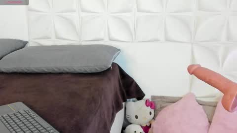 Snapshot of scarlett21__ chatting on 09/30/25, 03:33 Scarlett online show from 09/30/25, 03:33