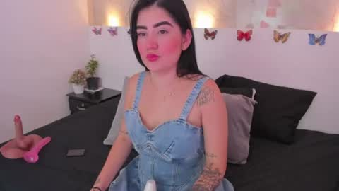 Snapshot of scarlett29_ chatting on 06/12/26, 10:19 Scarlet online show from 06/12/26, 10:19
