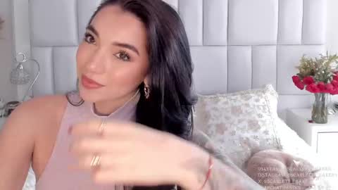 Snapshot of scarlett__baker11 chatting on 02/18/25, 06:15 juli online show from 02/18/25, 06:15