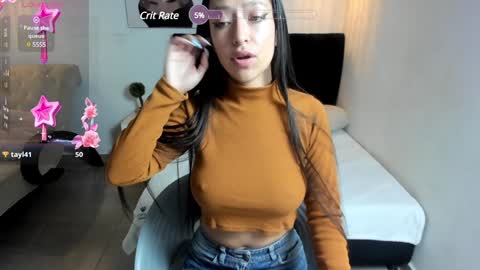 Snapshot of scarlett__bell chatting on 12/22/24, 12:05 Scarlett online show from 12/22/24, 12:05