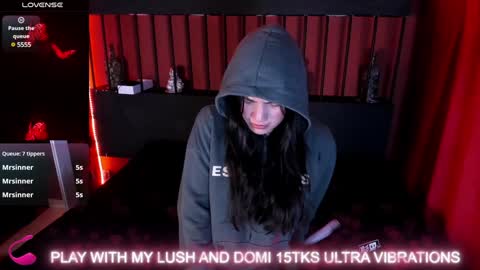 Snapshot of scarlett__fox__ chatting on 12/16/24, 05:43 SCARLETT FOX online show from 12/16/24, 05:43