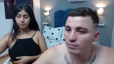 Snapshot of scarlett_and_justin chatting on 10/23/25, 03:17 scarleth and justin online show from 10/23/25, 03:17