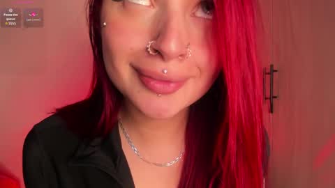 Snapshot of scarlett_collins_ chatting on 09/24/25, 12:03 SCARLETT COLLINS online show from 09/24/25, 12:03