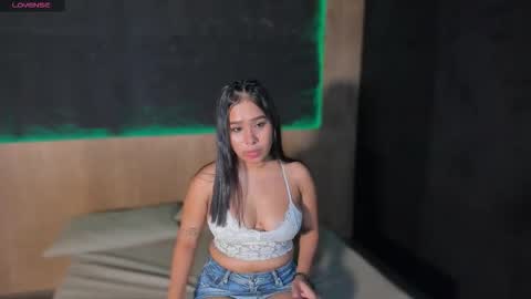 Scarlett Cortez online show from 09/15/25, 10:37