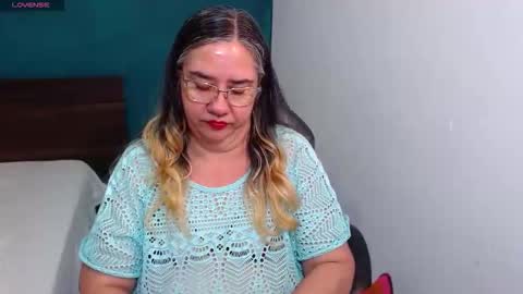 Snapshot of scarlett_duboi1 chatting on 11/29/25, 12:24 Scarlett online show from 11/29/25, 12:24