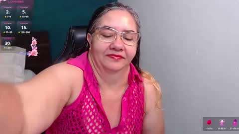 Snapshot of scarlett_duboi1 chatting on 12/20/25, 07:48 Scarlett online show from 12/20/25, 07:48