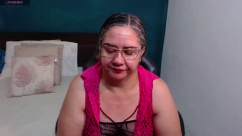 Snapshot of scarlett_duboi1 chatting on 02/12/26, 02:28 Scarlett online show from 02/12/26, 02:28
