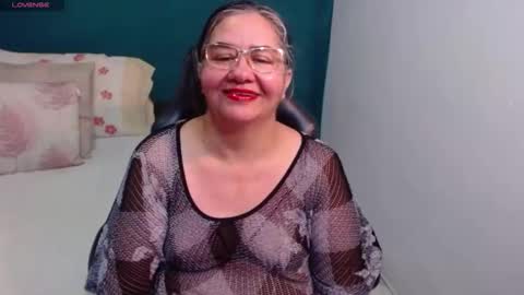 Snapshot of scarlett_duboi1 chatting on 04/18/26, 02:26 Scarlett online show from 04/18/26, 02:26