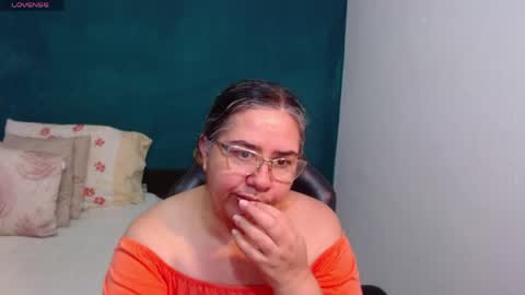 Snapshot of scarlett_duboi1 chatting on 05/05/26, 01:57 Scarlett online show from 05/05/26, 01:57