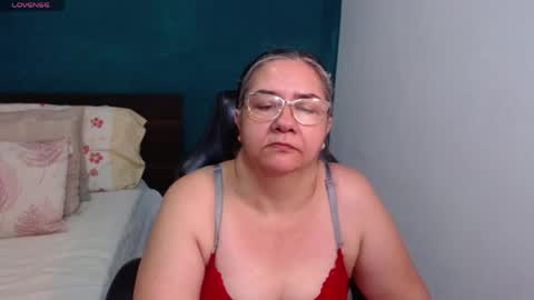 Snapshot of scarlett_duboi1 chatting on 05/17/26, 02:31 Scarlett online show from 05/17/26, 02:31