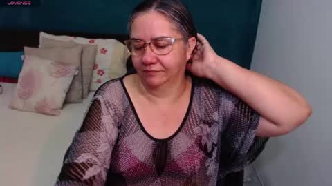 Snapshot of scarlett_duboi1 chatting on 05/20/26, 01:34 Scarlett online show from 05/20/26, 01:34