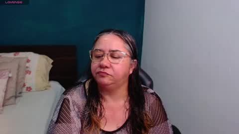 Snapshot of scarlett_duboi1 chatting on 05/26/26, 02:18 Scarlett online show from 05/26/26, 02:18