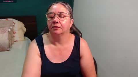 Snapshot of scarlett_duboi1 chatting on 06/19/26, 03:00 Scarlett online show from 06/19/26, 03:00
