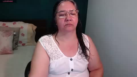 Snapshot of scarlett_duboi1 chatting on 06/23/26, 01:58 Scarlett online show from 06/23/26, 01:58