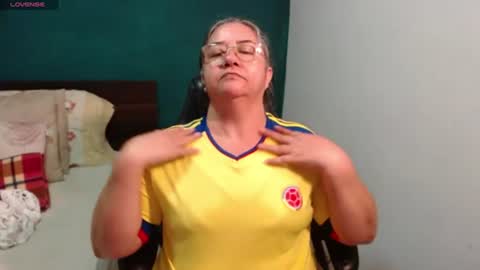 Snapshot of scarlett_duboi1 chatting on 06/24/26, 02:32 Scarlett online show from 06/24/26, 02:32