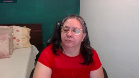 Snapshot of scarlett_duboi1 chatting on 07/28/26, 01:56 Scarlett online show from 07/28/26, 01:56