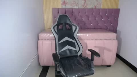 scarlett_jhonson_ch online show from 07/24/26, 08:23