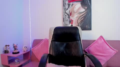  Scarlett  online show from 02/11/25, 05:40