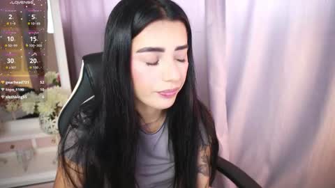 Lauren Scarlett online show from 11/24/25, 08:41