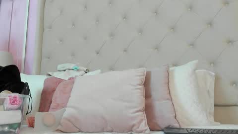 Snapshot of scarlett_leblanc_ chatting on 03/30/26, 12:28 scarlett_leblanc_ online show from 03/30/26, 12:28