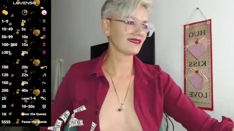 Scarlett online show from 02/12/25, 02:24