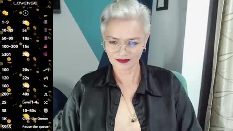 Scarlett online show from 02/25/25, 12:03