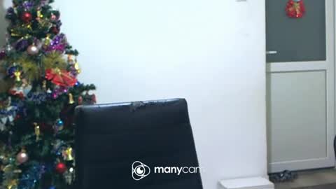 scarlett_queen01 online show from 01/12/25, 05:34