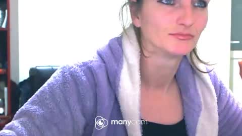 scarlett_queen01 online show from 02/07/25, 03:34