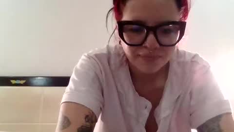scarlett_red_11 online show from 06/11/26, 05:22