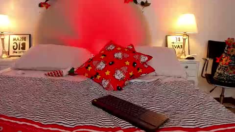 scarlett_roousse online show from 12/04/25, 02:04