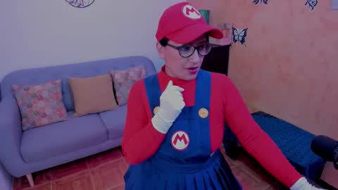 Snapshot of scarlett_sax chatting on 10/29/25, 01:30 Scarlett sax online show from 10/29/25, 01:30