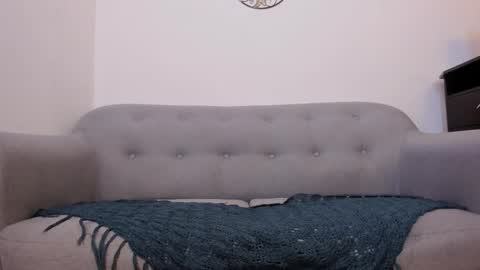 Snapshot of scarlett_sax chatting on 12/05/25, 05:42 Scarlett sax online show from 12/05/25, 05:42