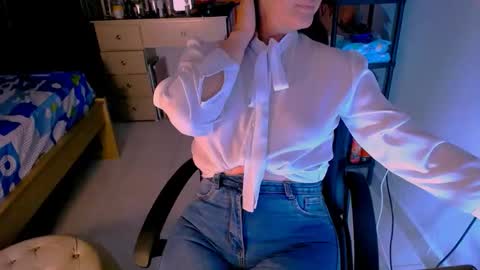 scarlet online show from 04/25/26, 04:48