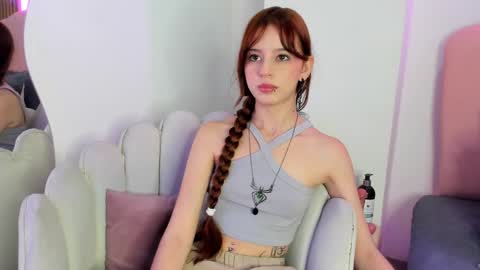 scarlett smith 3 online show from 11/18/25, 02:50