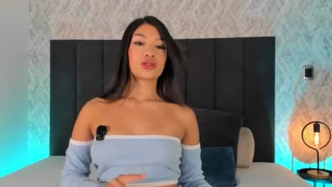Scarlett online show from 06/19/26, 02:43
