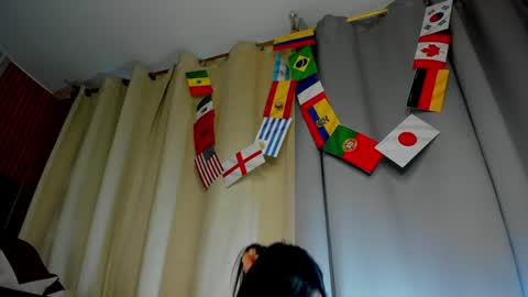 Snapshot of scarlett_zin chatting on 06/26/26, 10:47 Scarlett zin follow me online show from 06/26/26, 10:47