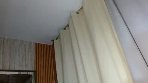 Snapshot of scarlett_zin chatting on 07/23/26, 01:58 Scarlett zin follow me online show from 07/23/26, 01:58