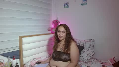 scarlettbooty online show from 10/23/25, 02:22