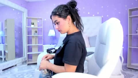 Scarlette  online show from 09/18/25, 03:41