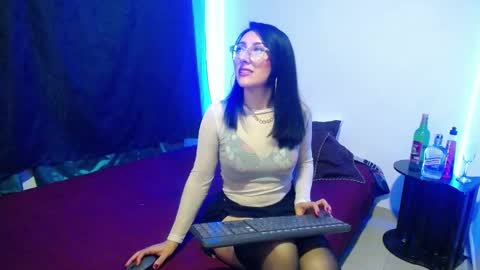 Scarlette online show from 03/01/25, 08:45