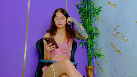 Scarlet online show from 09/15/25, 07:14