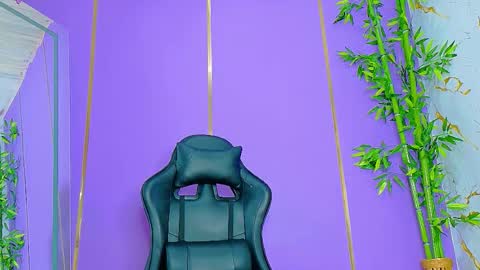 Scarlet online show from 10/09/25, 12:30