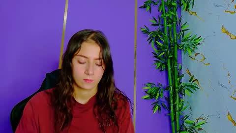 Scarlet online show from 10/16/25, 01:39