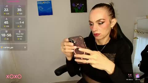 Snapshot of scarlettmilf_cg chatting on 05/17/26, 10:28 Scarlett online show from 05/17/26, 10:28