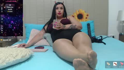 Queen Scarlett online show from 06/02/26, 10:34